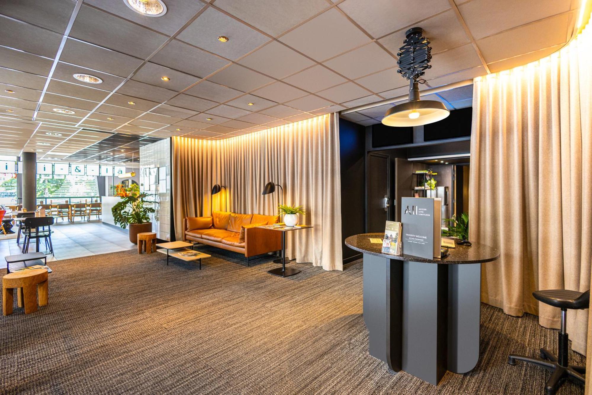 Ibis Strasbourg Centre Les Halles Экстерьер фото