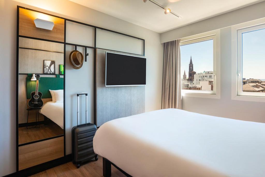Ibis Strasbourg Centre Les Halles Экстерьер фото
