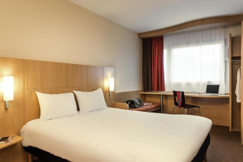 Ibis Strasbourg Centre Les Halles Экстерьер фото