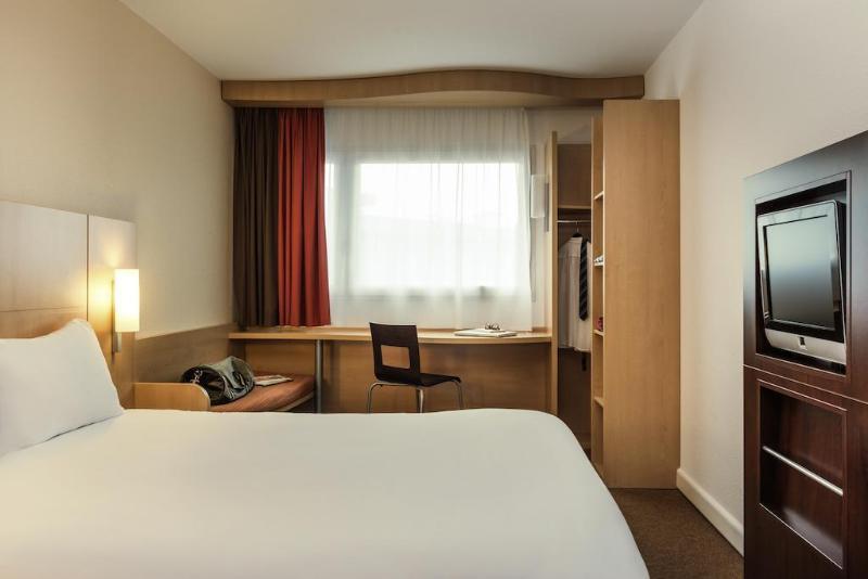 Ibis Strasbourg Centre Les Halles Экстерьер фото